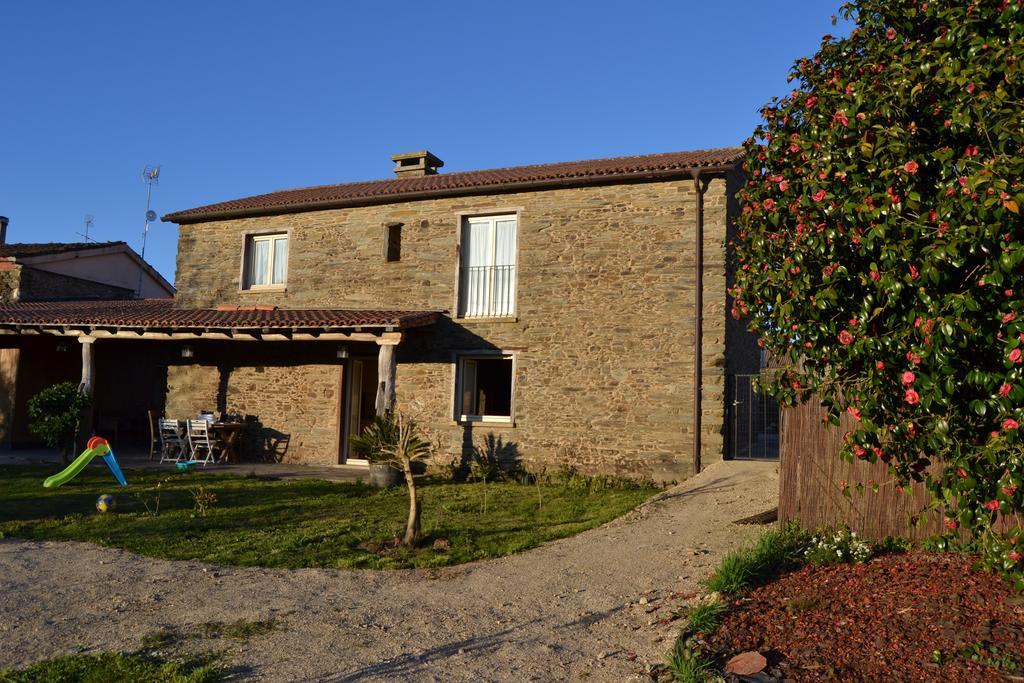 Vila Peregrina Castaneda  ภายนอก รูปภาพ